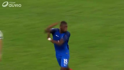 Paul Pogba bras d'honneur