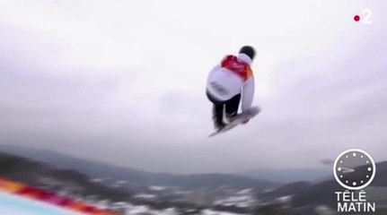 Zapping du 15/02 : J.O. 2018 : La terrible chute d’un snowboarder