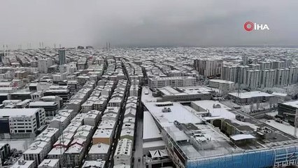 Beyaza bürünen Esenyurt havadan görüntülendi