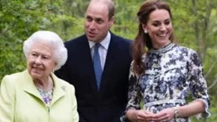De belles photos" Kate et William déclenchent une frénésie royale alors qu'ils honorent la reine "dé