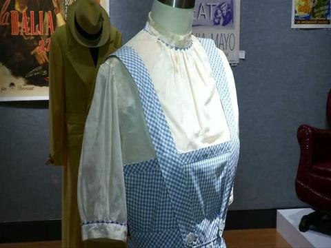 Judy Garland's 'Wizard of Oz' dress fetches $1.5 million at auction