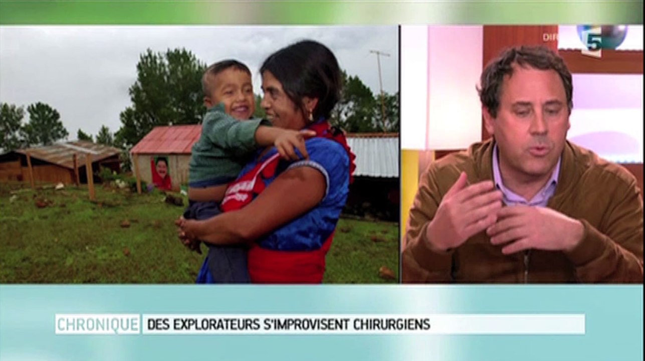 Le zapping du 20/03 : Pour sauver son enfant, elle fait elle-même sa césarienne !