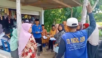 Dipaksa Beli Sembako, Penerima Bansos Tunai di Pamekasan Marah dan Protes
