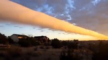 Un étrange nuage en forme de rouleau filmé au Texas !