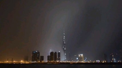 La plus haute tour du monde disparaît dans une tempête