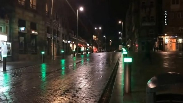 En Espagne, les poteaux s'illuminent pour faire traverser les piétons