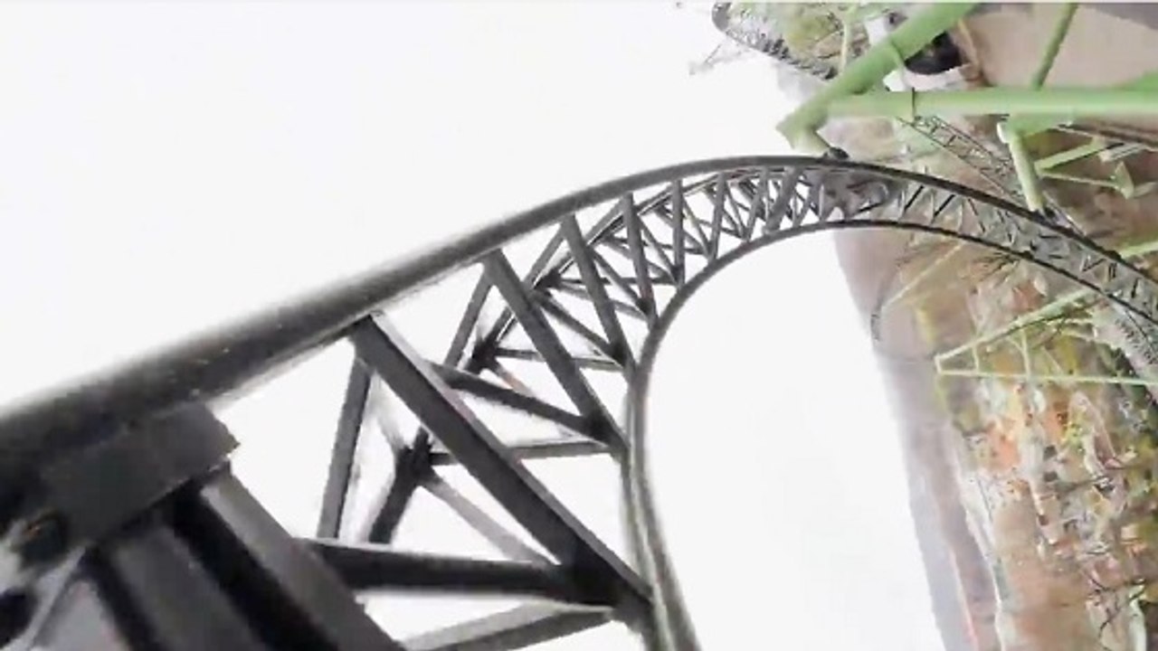 Ces montagnes russes vont vous faire frissonner !