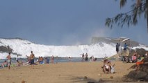 Porto Rico : le jour où des vagues géantes ont envahi la plage de Puerto Nuevo (VIDÉO)