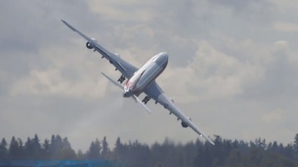 Etats-Unis : le surprenant décollage d'un Boeing 747-8