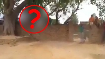 Ces Indiens ont créé la balançoire la plus délirante du monde