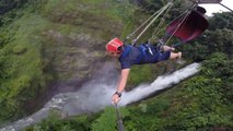 Une tyrolienne à couper le souffle aux Philippines