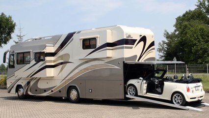 Vario Alkoven 1200 : le camping car qui peut transporter une voiture