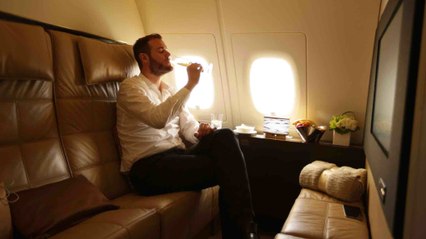 Brian Kelly s'offre un vol New York - Abu Dhabi à... 32.000 euros !