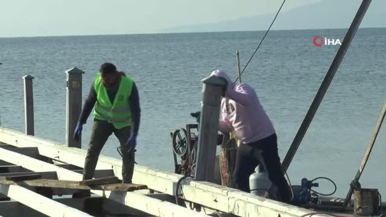 Belediye Başkanı kendi izinli iskelesini yıktırdı: "Bodrum'da ruhsatsız ve kaçak iskele kalmayacak