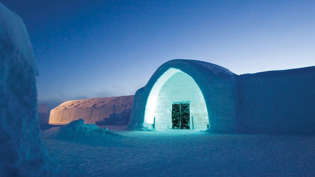 Jukkasjärvi Ice Hôtel : le plus grand hôtel de glace au monde se trouve en Suède !