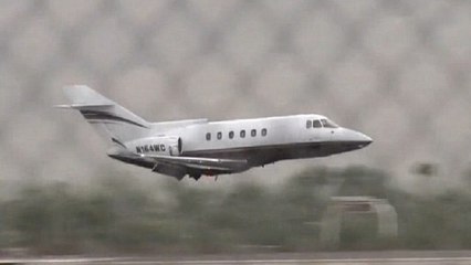 Ce pilote réalise un exploit : il atterrit sans train d'atterrissage