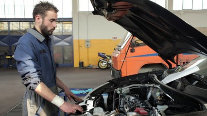Ce qu'il ne faut pas oublier de vérifier sur sa voiture avant le départ en vacances