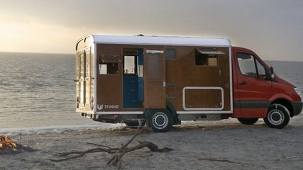 Vous allez tous vouloir voyager dans ce camping-car