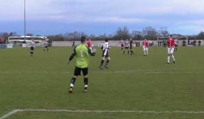 Angleterre: Le gardien marque un but de 100 m !