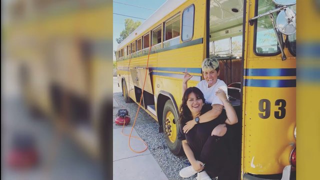 États-Unis : elles transforment un bus d'école en magnifique maison roulante (Photos)