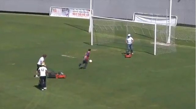 Quand Opel se moque du Real Madrid avec des tondeuses à gazon