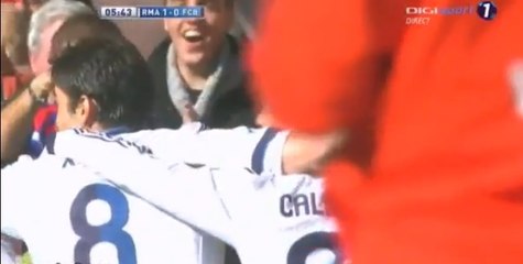 Real Madrid - FC Barcelone : Le but de Karim Benzema