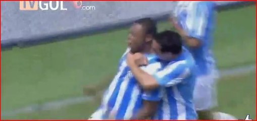 Malaga: Un but formidable de Julio Baptista