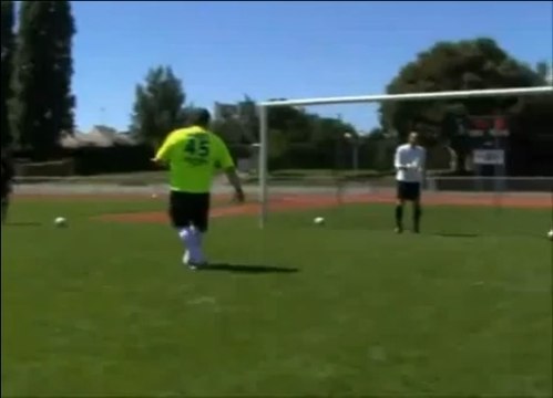 Pierre Ménès affronte Jérôme Alonzo dans une publicité