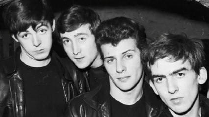 Produced by George Martin - VO