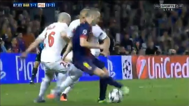 Le dribble magique d'Andrés Iniesta lors de FC Barcelone - PSG