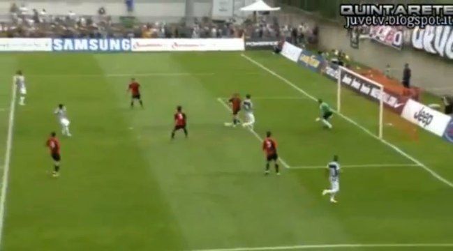 Le premier but de Carlos Tevez avec la Juventus Turin