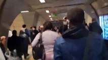 Metroda 'maske' tartışması! İki yolcu indirildi