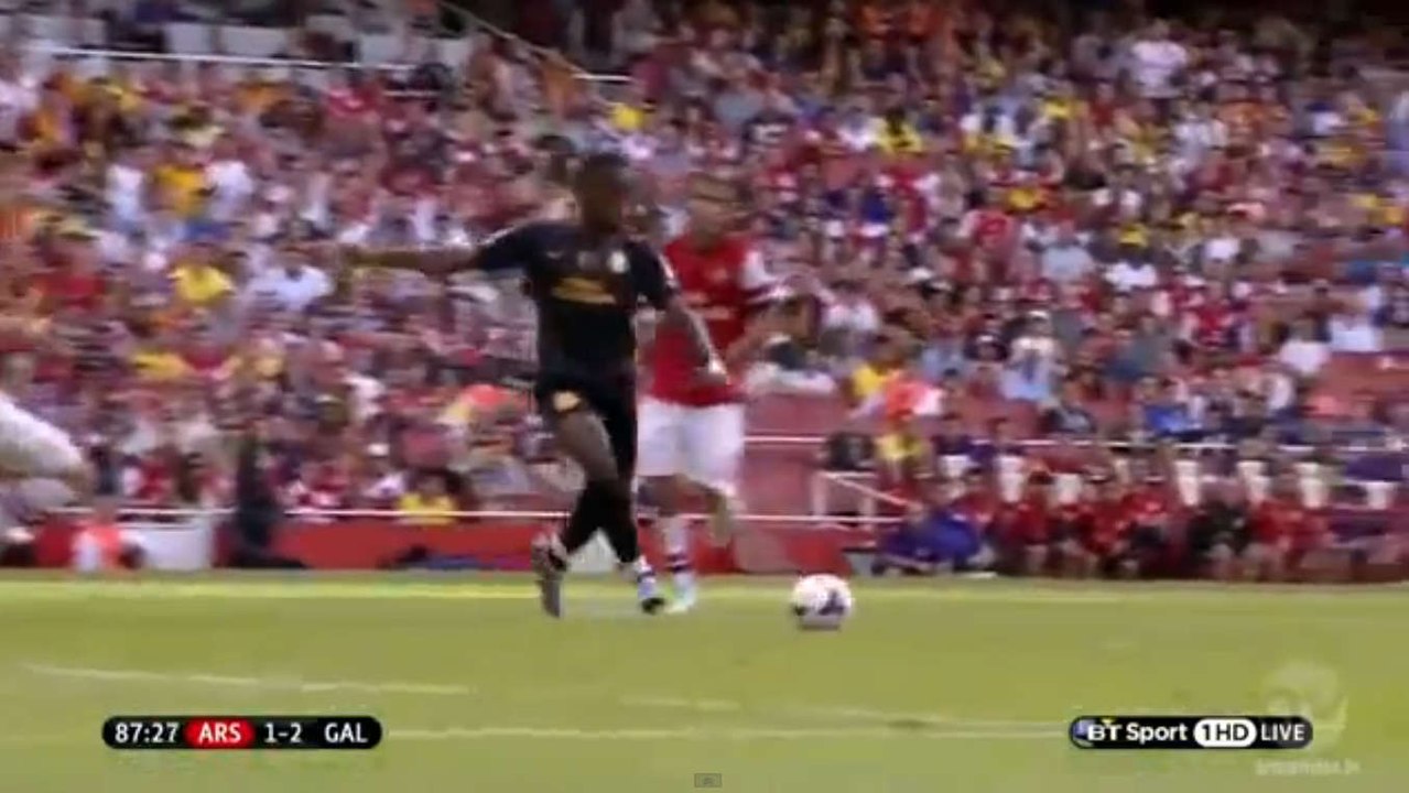 Les buts de Didier Drogba face à Arsenal lors de la finale de l'Emirates Cup