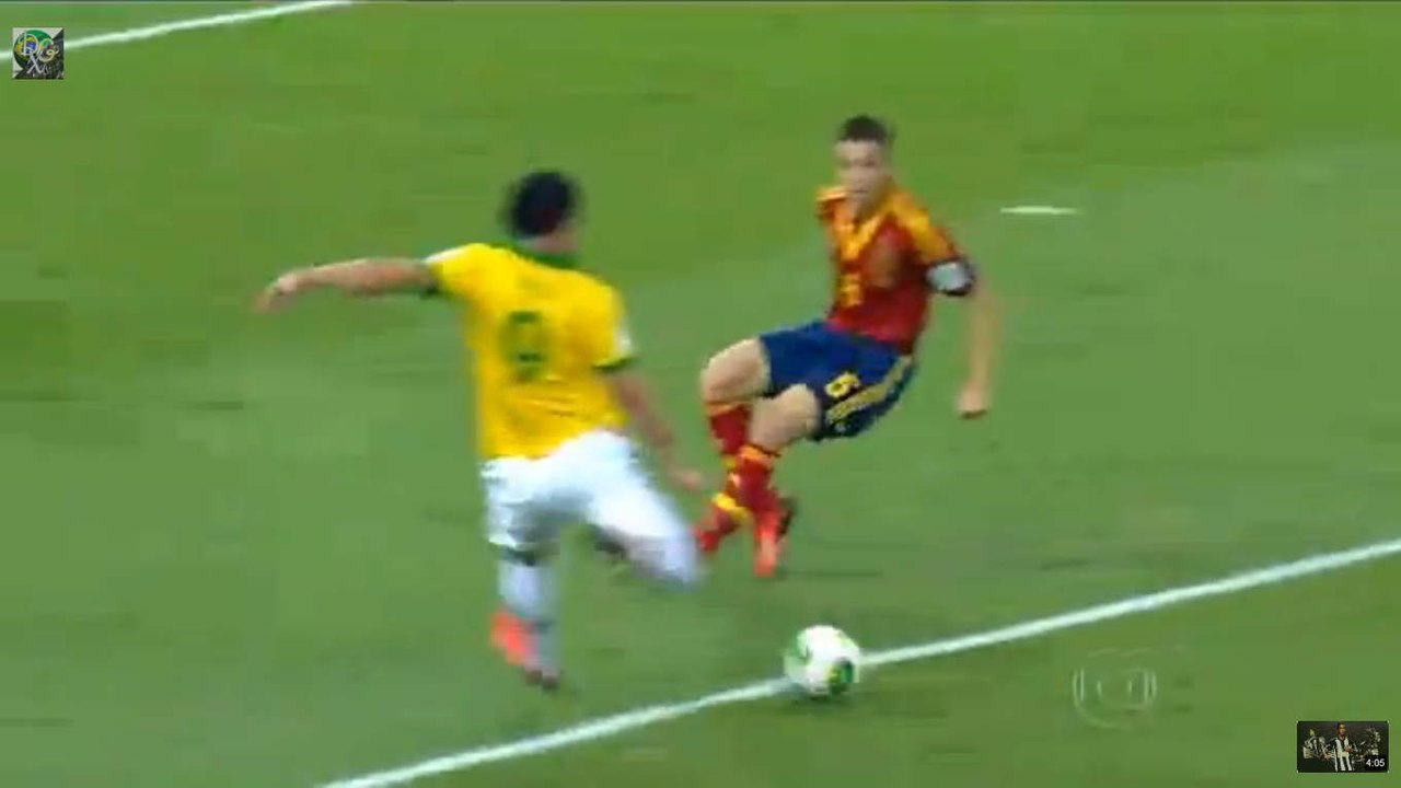 Le but de Fred magnifique lors de Brésil - Espagne en finale de Coupe des Confédérations