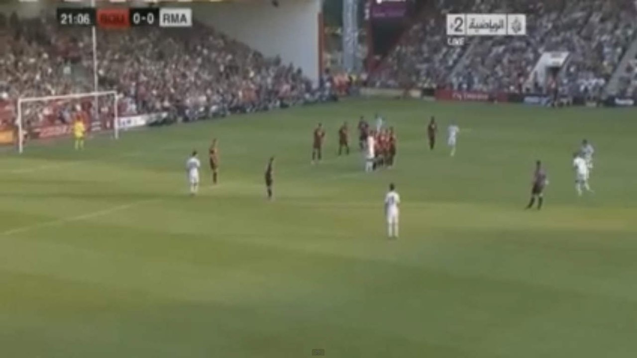 Le but de Cristiano Ronaldo splendide sur coup-franc avec le Real Madrid