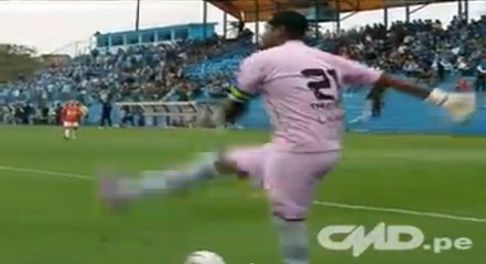 Insolite : La magnifique erreur d'un gardien de but péruvien