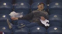 Insolite : La vidéo hilarante d'un supporteur qui se goinfre de popcorn