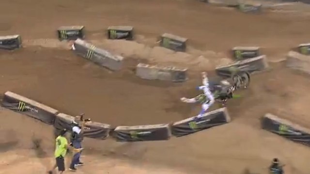 Motocross : La chute spectaculaire en caméra embarquée de Ryan Villopoto