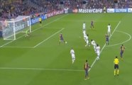 Le but de Lionel Messi extraordinaire refusé pour hors jeu lors de FC Barcelone - Milan AC
