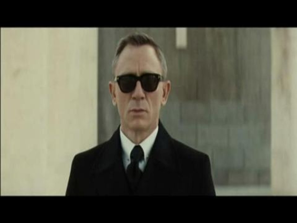 James Bond's 'Spectre' tops weekend box office