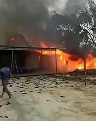 Api Hanguskan Perpustakaan SD dan Kantor Pembakal Desa Kitano Martapura