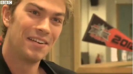 Sotchi 2014 : Comment une clé USB a sauvé la vie du patineur Nick Buckland