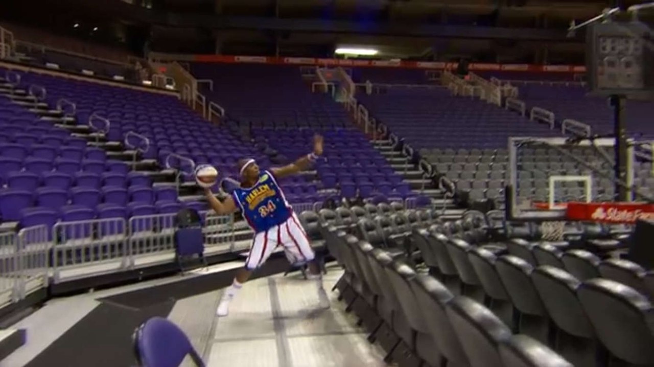 Record du Monde : le tir le plus lointain de l'histoire en basket d'un joueur des Harlem Globetrotters
