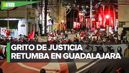 Aficionados de Atlas marchan contra sanciones al Querétaro y piden justicia