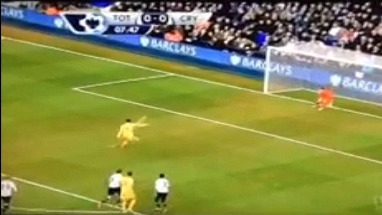 Insolite : Jason Puncheon rate le pire penalty de l'Histoire devant Hugo Lloris