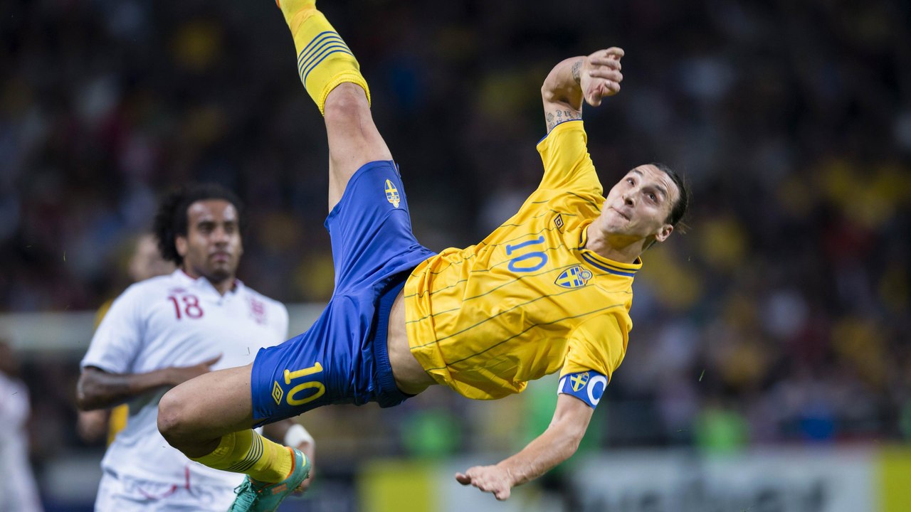 Prix Puskas : Zlatan Ibrahimovic récompensé pour le plus beau but de l'année à la cérémonie du Ballon d'Or 2013