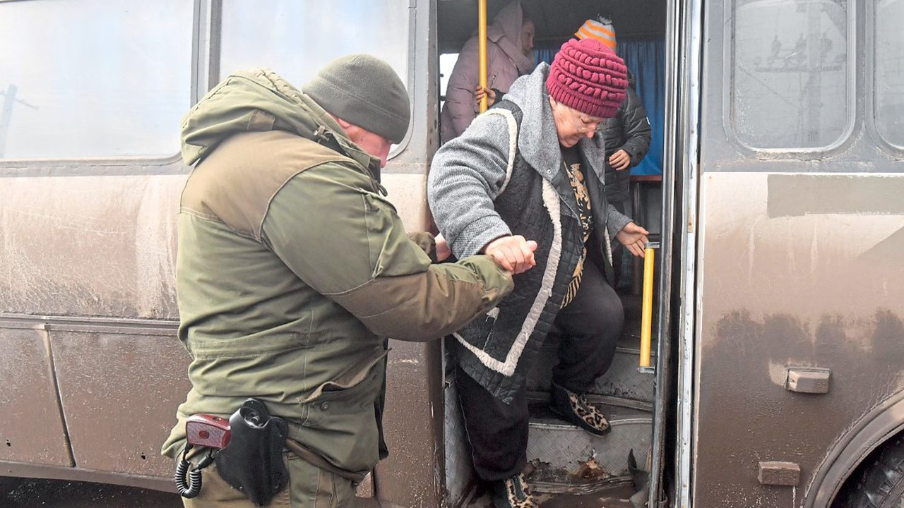 Ukraine öffnet sieben humanitäre Korridore