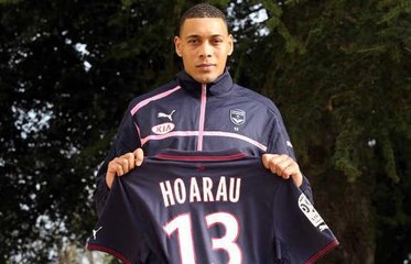 Guillaume Hoarau : "Je suis parti pour l'argent. Je reviens pour jouer au football"
