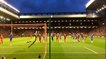 Liverpool : Le magnifique coup-franc de Luis Suarez au ralenti filmé par un supporteur