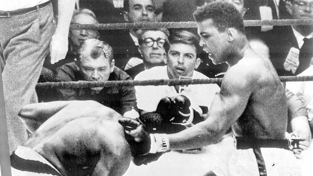 Boxe : Le premier titre de champion du monde de Mohamed Ali aurait été truqué